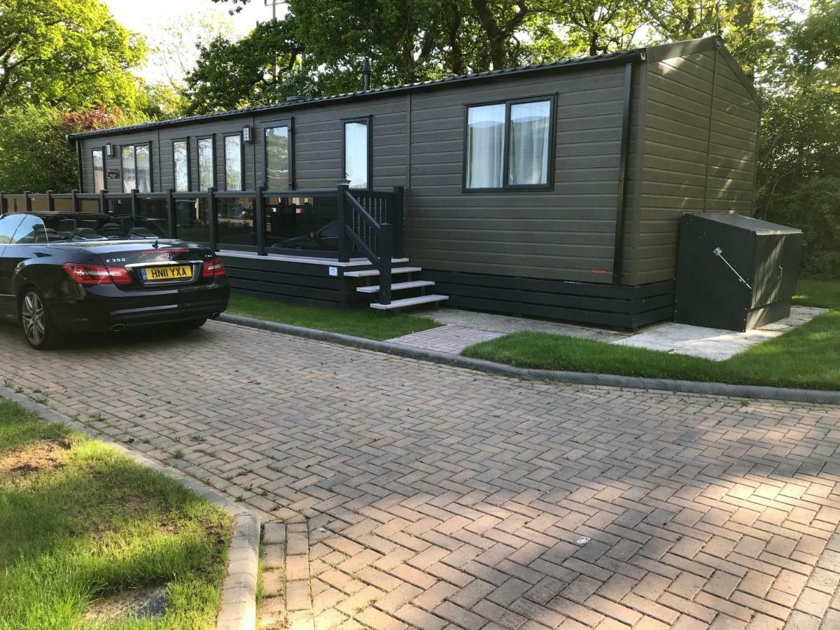 نيو ميلتون New Forest Holiday Lodge المظهر الخارجي الصورة